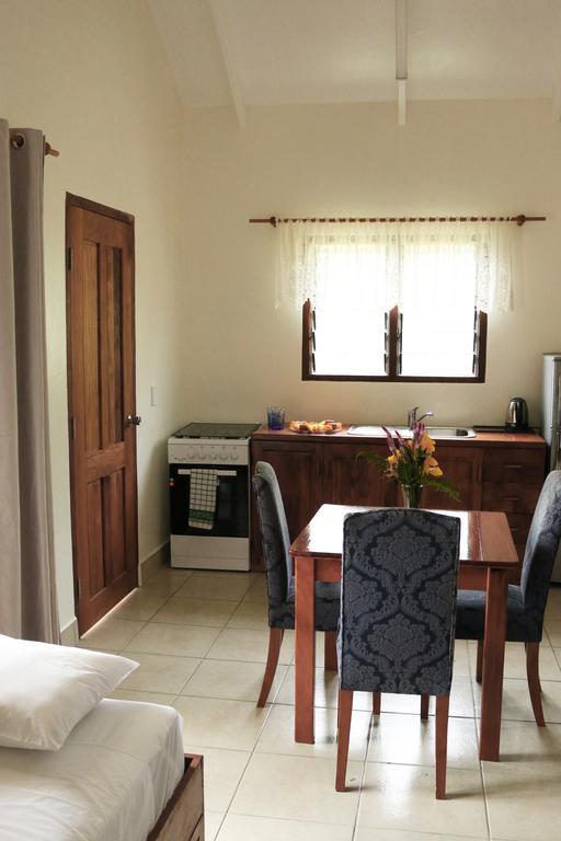 Santo Seaside Villas Luganville Eksteriør billede
